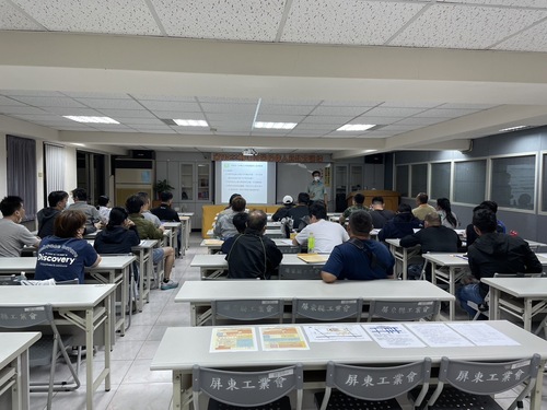 113.03.26<br>第11322期荷重在一<br>公噸以上之堆高機操<br>作人員安全衛生教育訓練班  |活動花絮
