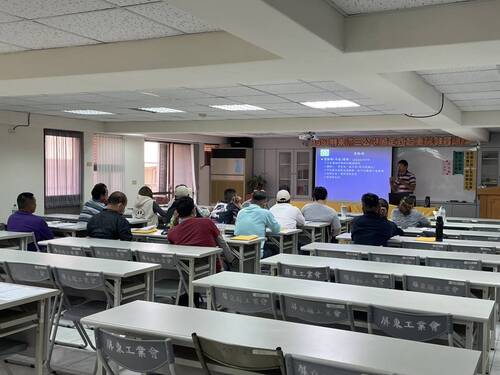 115.03.14<br>第11501期未滿三公噸之固定式起重機操作人員訓練班<br>企業包班