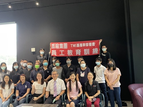110.09.15~10.07<br>基層幹部管理<br>技能實務班(企業包班)  |活動花絮